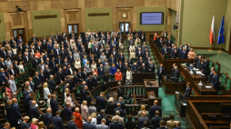 Posłowie na sali obrad Sejmu uczcili minutą ciszy pamięć bohaterów Czerwca '76 i Poznańskiego Czerwca 1956 r. Warszawa, 28.06.2024. Fot. PAP/P. Nowak