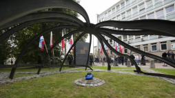 Uroczystości przed pomnikiem Wielkiej Synagogi w trakcie obchodów 70. rocznicy wybuchu powstania w białostockim getcie. 2013 r. Fot. PAP/M. Zieliński