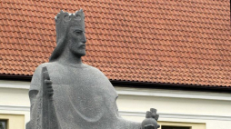 Pomnik Króla Mendoga w Wilnie. Fot. PAP/R. Sikora