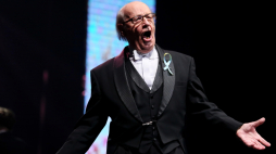 Wiesław Ochman na scenie Bytomskiego Centrum Kultury w 2023 r. Fot. PAP/Z. Meissner