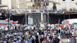 Uroczystości Wniebowzięcia Najświętszej Marii Panny: uczestnicy mszy świętej odpustowej na Jasnej Górze. Fot. PAP/W. Deska