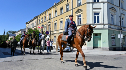 Uroczystość zakończenia LIX Marszu Szlakiem Pierwszej Kompanii Kadrowej na pl. Wolności w Kielcach. PAP/Piotr Polak 