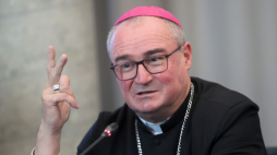 Bp Szymon Stułkowski. Fot. PAP/R. Zawistowski