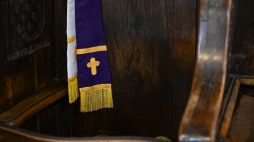 Konfesjonał. Fot. PAP/D. Delmanowicz