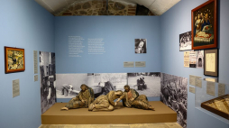 Wystawa "Śpij spokojnie, dobrze śnij" w Muzeum Etnograficznym w Krakowie. Fot. PAP/Art Service