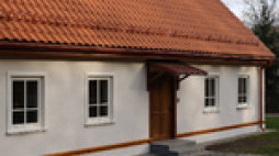 Wyremontowany przez władze samorządowe Białegostoku budynek koło pałacyku Hasbacha, fot. UM Białystok