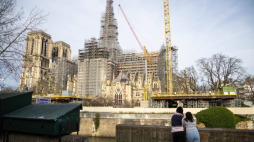 Notre-Dame w czasie odbudowy w grudniu 2023 r. Fot. PAP/EPA/C. Petit Tesson