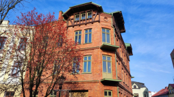 Kamienica na oświęcimskiej starówce po renowacji, fot. Urząd Miasta Oświęcim