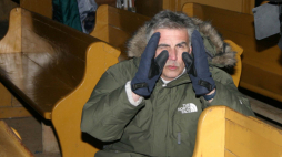 Reżyser Krzysztof Krauze podczas zdjęć do filmu o Nikiforze, 2004 r. PAP/Grzegorz Momot 