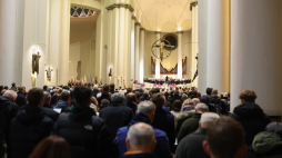 Nieszpory w archikatedrze Chrystusa Króla w Katowicach, fot. PAP/M. Meissner