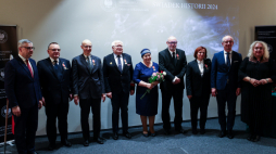 Gala nagrody „Świadek Historii” katowickiego oddziału IPN, Grzegorz Grześkowiak, Tomasz Borówka, Jan Musiał, Anna Dziadek, Krzysztof Toboła, Maria Lorens oraz Anna Morajko-Fornal, fot. PAP/J. Praszkiewicz