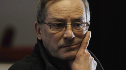 Reżyser Tadeusz Bradecki podczas próba spektaklu „Sługa dwóch panów” w Teatrze Dramatycznym w Warszawa w 2017. PAP/Andrzej Rybczyński