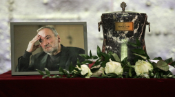 Pogrzeb dziennikarza śledczego, pisarza i scenarzysty Piotra Pytlakowskiego, na Powązkach Wojskowych w Warszawie. Piotr Pytlakowski odszedł 31 grudnia 2024 r. w wieku 73 lat. (mr) PAP/Tomasz Gzell