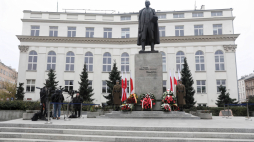 Pomnik Wincentego Witosa w Warszawie, fot. PAP/Tomasz Gzell