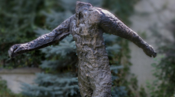 Wystawa "Abakanowicz. Bez reguł. Rzeźby w ogrodach królewskich". /Źródło: wawel.krakow.pl 