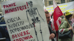 Biały Marsz - akcja protestacyjna pracowników służby zdrowia, 14 kwietnia 1994 r. Fot. PAP/Zbigniew Matuszewski