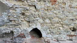 Murowany kościół św. Wojciecha powstał w połowie XV w., obecny kształt uzyskał w XVIII w. Fot. Muzeum Górnośląskie w Bytomiu/Jarosław Święcicki