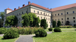 Gmach główny Muzeum Archeologicznego w Krakowie przy ul. Senackiej. Fot. ma.krakow.pl