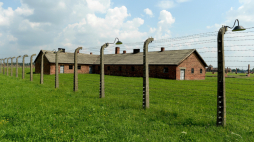 Dawny niemiecki obóz koncentracyjny KL Auschwitz, fot. PAP/Andrzej Grygiel