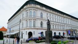 Dom Bez Kantów w Warszawie w 2021 r. Fot. PAP/Albert Zawada