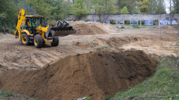 Prace archeologiczne na dawnym poligonie Brus w Łodzi w 2024 r. Fot. PAP/Marian Zubrzycki