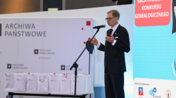 Gala konkursu „Bez korzeni nie zakwitniesz. Moja wielka i mała ojczyzna”, fot. Foto Everest/Archiwa Państwowe