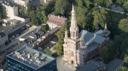 Kościół oo. jezuitów w Łodzi. Fot. PAP/Grzegorz Michałowski