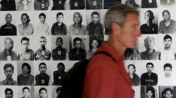 Muzeum Ludobójstwa Tuol Sleng, Phnom Penh, Kambodża. Fot. PAP/EPA/RUNGROJ YONGRIT