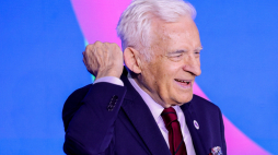 Były premier Jerzy Buzek Fot. PAP/Szymon Pulcyn