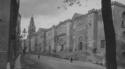 Katedra Mezquita w Kordobie, 1942 r. /NAC