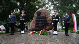 Obelisk upamiętniający Polskie Państwo Podziemne. Fot. PAP/Marcin Gadomski
