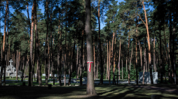 Polski Cmentarz Wojenny w Kijowie-Bykowni. Fot. PAP/Vladyslav Musiienko