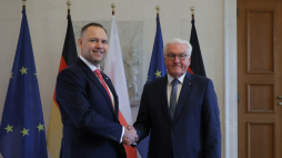 Wizyta robocza prezydenta RP w Republice Federalnej Niemiec. Od lewej: prezydent RP Karol Nawrocki i prezydent Niemiec Frank-Walter Steinmeier podczas spotkania w pałacu Bellevue w Berlinie 16 września 2025 r. Fot. Fot. PAP/Paweł Supernak