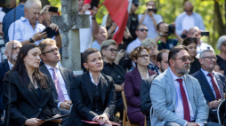 Marta Cienkowska, ministra kultury i dziedzictwa narodowego podczas uroczystości w Puźnikach. Fot. Senat RP