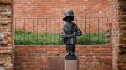 Pomnik małego powstańca w Warszawie. Fot. PAP/Wojciech Pacewicz