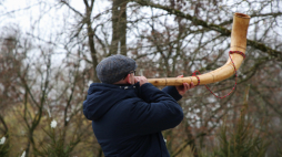 Konkurs gry na instrumentach pasterskich w Ciechanowcu. Fot. PAP/Artur Reszko