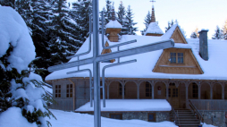 Sanktuarium na Wiktorówkach. Fot. PAP/Grzegorz Momot