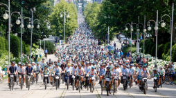 Ponad 1000 uczestników III Rowerowej Pielgrzymki Tarnowskiej wjechało 20 lipca 2025 r. na Jasną Górę. Fot. PAP/Waldemar Deska 