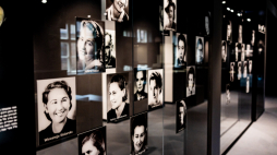 Otwarcie nowej wystawy stałej „Polacy w KL Auschwitz. Mieszkańcy ziemi oświęcimskiej w czasie II wojny światowej” na terenie Muzeum Auschwitz w Oświęcimiu. Fot. PAP/Art Service