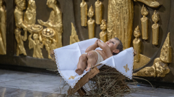 Figurka Dzieciątka Jezus w katedrze w Gnieźnie. Fot. PAP/Paweł Jaskółka 