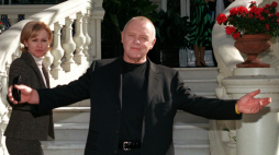 Aktor Anthony Hopkins, 2001 r. Fot. PAP/EPA PHOTO EFE/INMA TAPIA