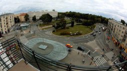 Plac Wilsona - serce Żoliborza. Fot. PAP/Tomasz Gzell 