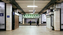 Dworzec kolejowy Warszawa Śródmieście.Fot. PAP/Albert Zawada