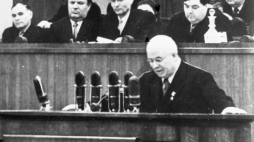 Nikita Chruszczow na XX zjeździe KPZR. Fot. PAP/CAF