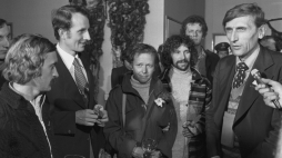 Powitanie na Okęciu uczestników zimowej wyprawy na Mount Everest. Fot. PAP/Jan Morek