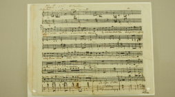 Rękopis pieśni Fryderyka Chopina do słów Stefana Witwickiego pt. "Poseł", prezentowany w holu głównym Sejmu, Warszawa, 7 października 2025 r. Fot. PAP/Rafał Guz