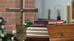 Pogrzeb biskupa seniora archidiecezji warmińskiej Juliana Wojtkowskiego, 7 bm. w Bazylice Współkatedralnej św. Jakuba Apostoła w Olsztynie. Biskup Julian Wojtkowski zmarł  wieku 99 lat. Fot. PAP/Tomasz Waszczuk