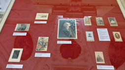 Niektóre z nowych nabytków Muzeum Książąt Lubomirskich we Wrocławiu. Fot. PAP/Maciej Kulczyński