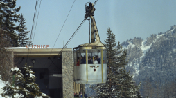 Stacja kolejki linowej na Kasprowy Wierch w Kuźnicach. Fot. PAP/Stanislaw Momot