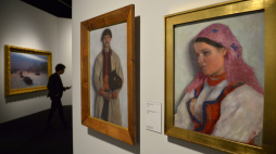 Obrazy Aleksandra Gierymskiego Chłop z Bronowic i Dziewczyna z Bronowic na wystawie w Muzeum Narodowym w Warszawie (2014 r.). Fot. PAP/Radek Pietruszka